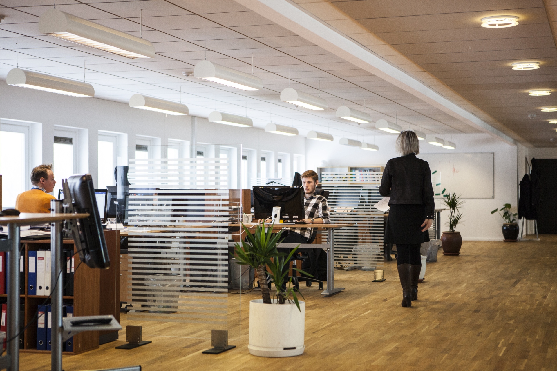 office-2360063 (1)